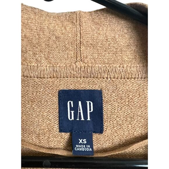 Gap Cardigan Sweater XS Beige Tan Neutral Basic Casual Comfy Twee Academia - Picture 2 of 6